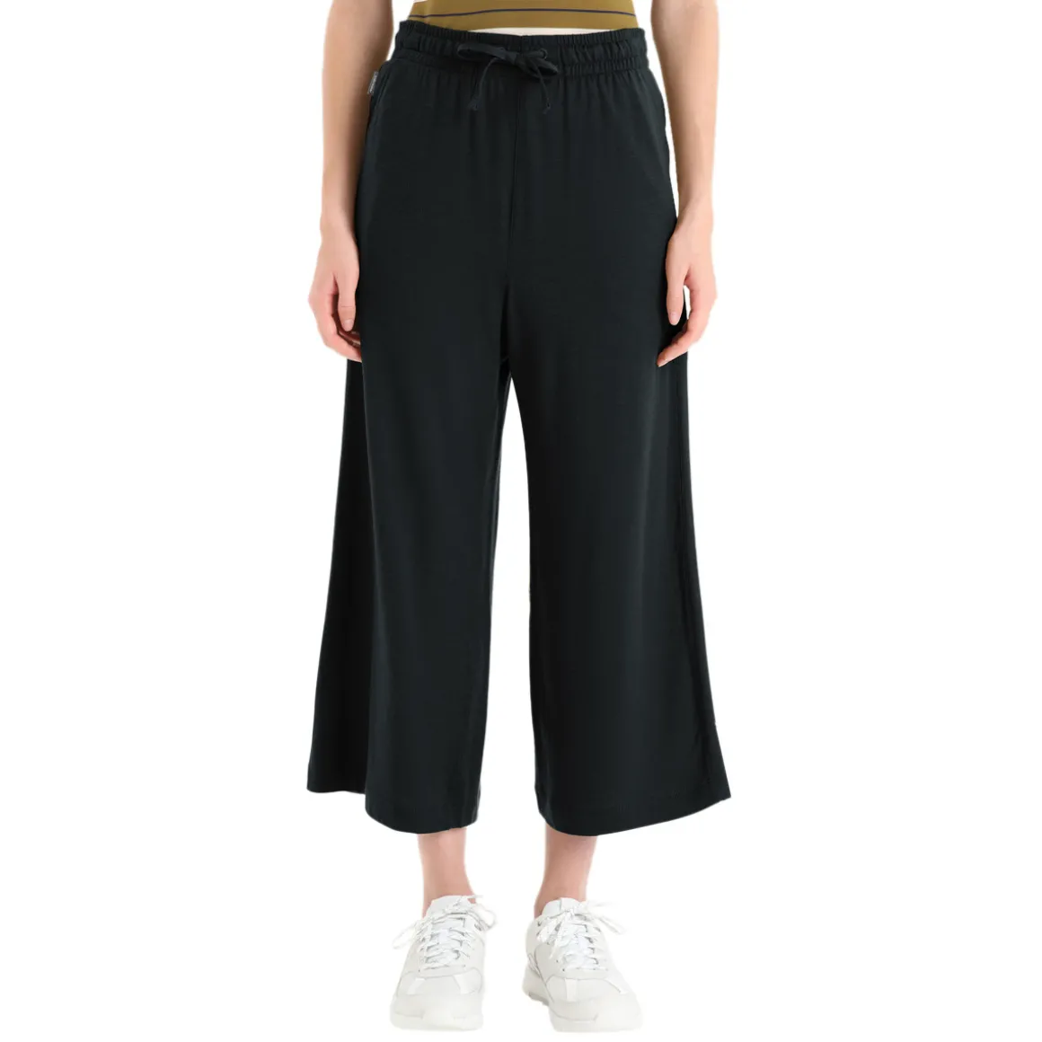 200 Granary - Women's Capri Pants