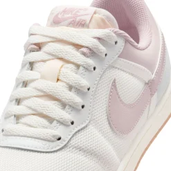 Air Jordan Skyline Low - Women's Fashion Shoes