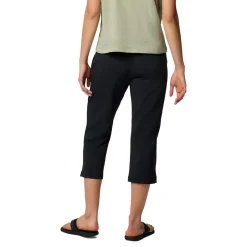 All Seasons - Women's Capri Pants