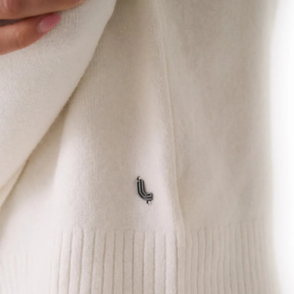 Camila - Women's Knit Sweater