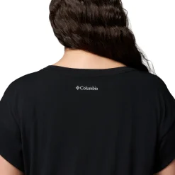 Daniela Falls (Plus Size) - Women's T-Shirt