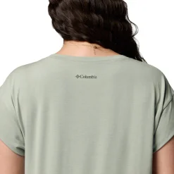 Daniela Falls (Plus Size) - Women's T-Shirt