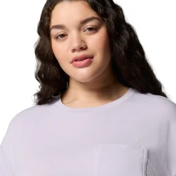 Daniela Falls (Plus Size) - Women's T-Shirt