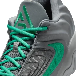 Giannis Immortality 4 - Adult Basketball Shoes
