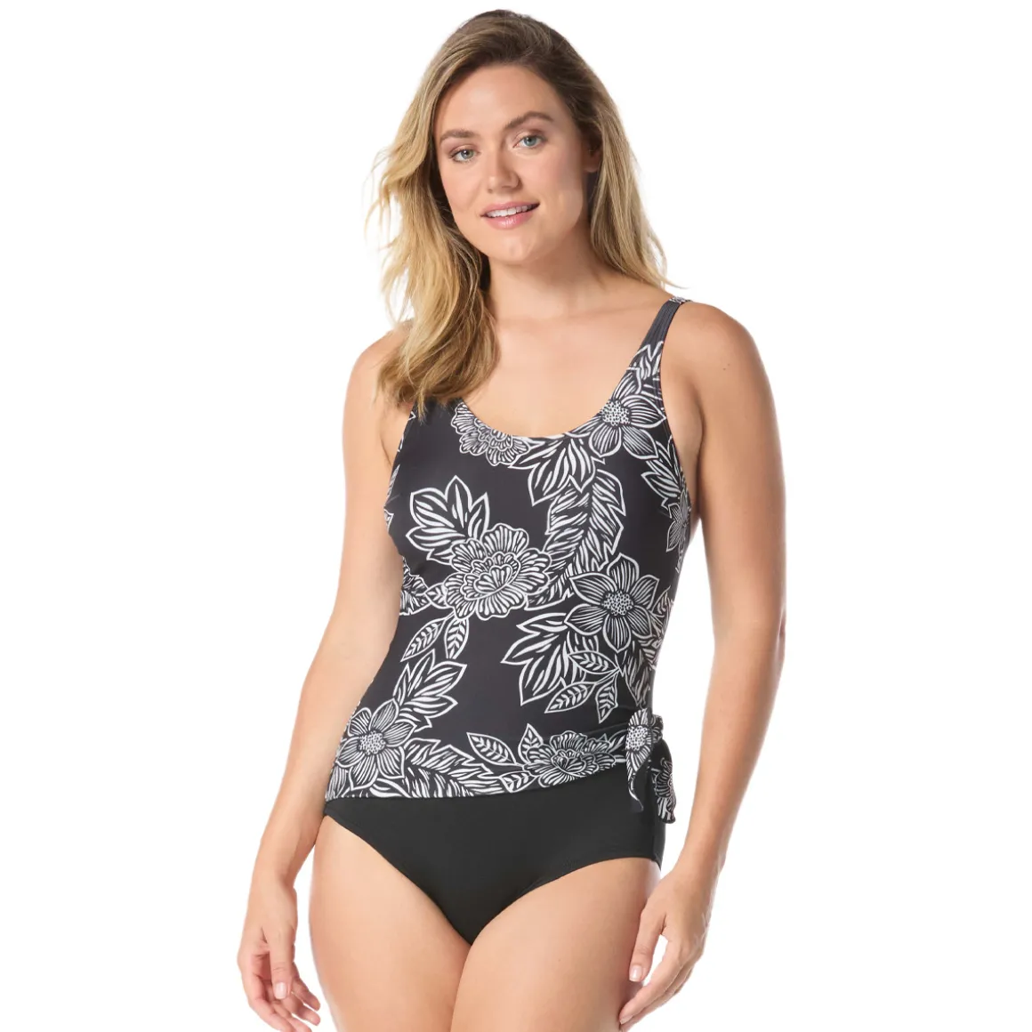 G9U386 - Women's Aquafitness One-Piece Swimsuit