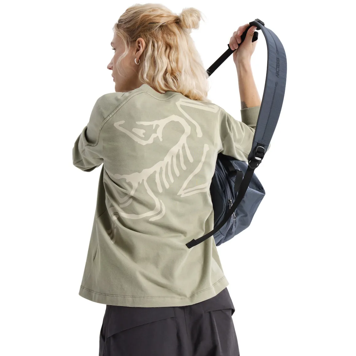 Kragg Bird - Women's Long-Sleeved Shirt