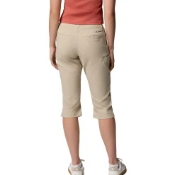 Leslie Falls - Women's Capri Pants