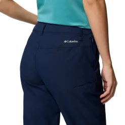 Leslie Falls II - Women's Capri Pants