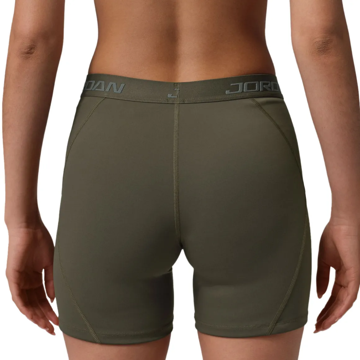 Sport Essentials (5") - Women's Fitted Training Shorts