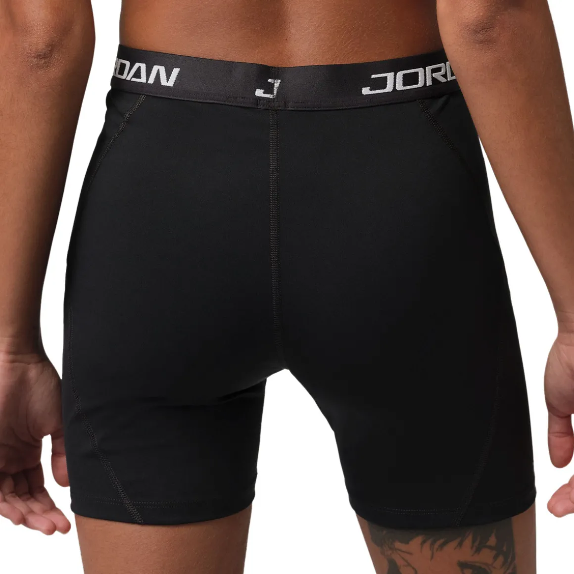 Sport Essentials (5") - Women's Fitted Training Shorts