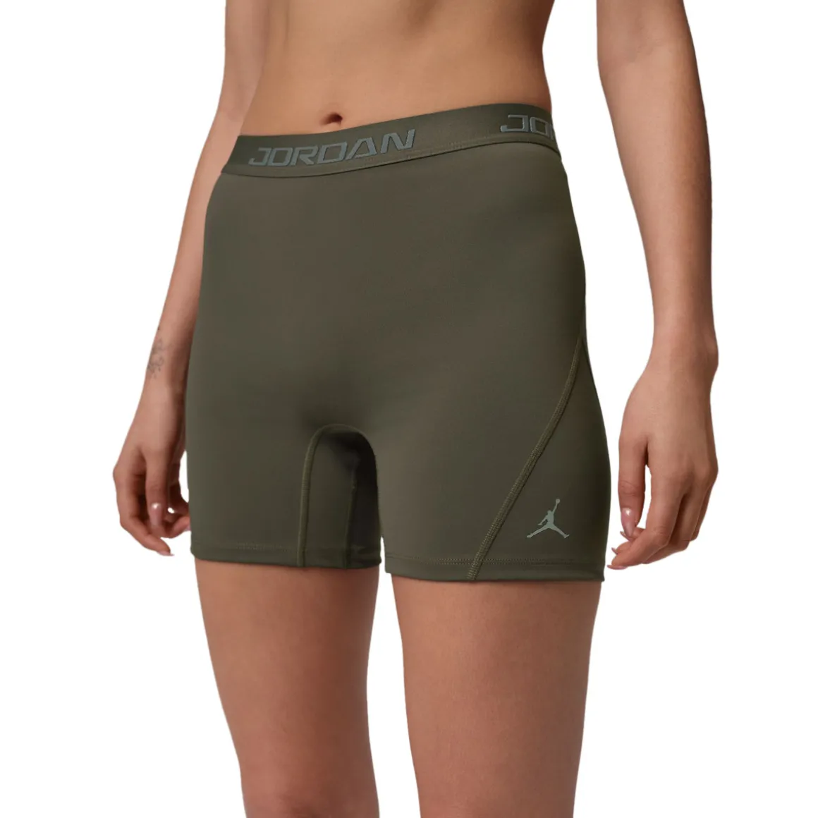 Sport Essentials (5") - Women's Fitted Training Shorts