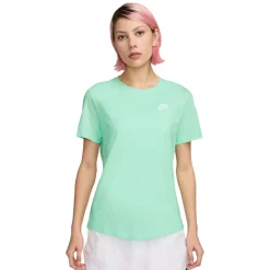 Sportswear Club Essentials - Women's T-Shirt