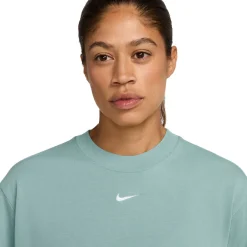 Sportswear Essential - Women's T-Shirt