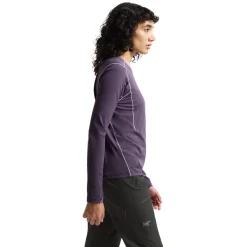 Sunna - Women's Long-Sleeved Shirt