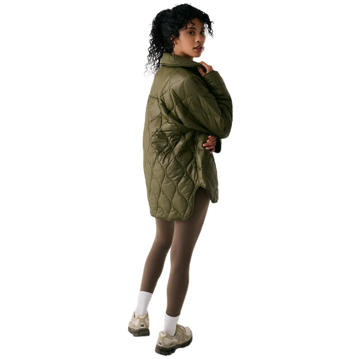 The Shacket - Women's Insulated Mid-Season Jacket