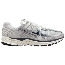 Zoom Vomero 5 - Women's Fashion Shoes